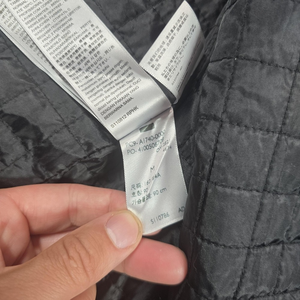 Levi's Premium Jacket Womens Medium Black Sherpa Collar Quilted Lined Workwear - Picture 7 of 13